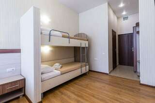 Гостиница Аквамарин Хоста Четырехместный Комфорт-2