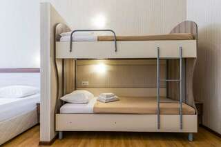 Гостиница Аквамарин Хоста Четырехместный Комфорт-3